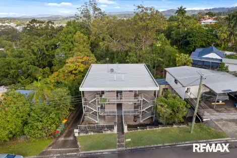 Property photo of 2/2 Sapphire Drive Nambour QLD 4560