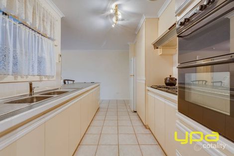 Property photo of 25 Bartlett Crescent Hoppers Crossing VIC 3029