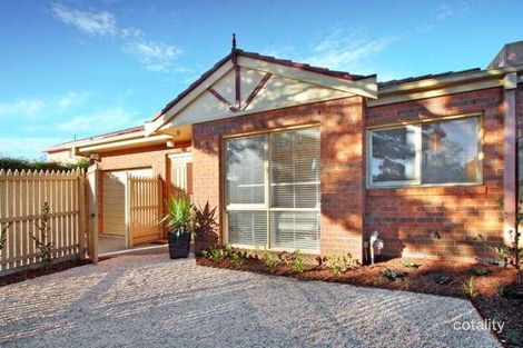 Property photo of 14 Toolambool Road Carnegie VIC 3163