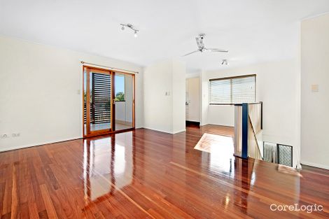 Property photo of 1/7 Chainey Avenue Miami QLD 4220