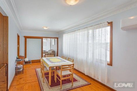 Property photo of 6 Sacramento Avenue Macquarie Hills NSW 2285