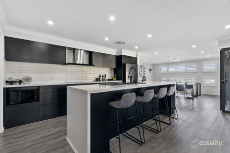 3 Peate Way, Louth Park, NSW 2320