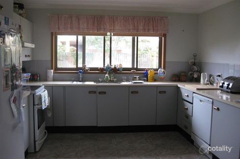 Property photo of 10 Midway Close Ashtonfield NSW 2323