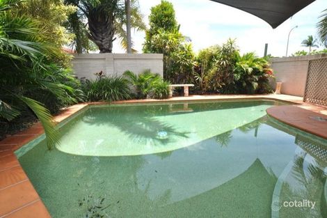 Property photo of 2/15 Bulolo Avenue Runaway Bay QLD 4216