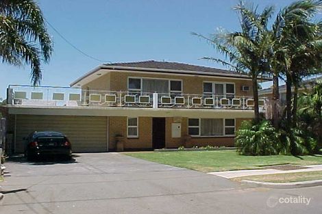 81 Hale Rd, Forrestfield, WA 6058