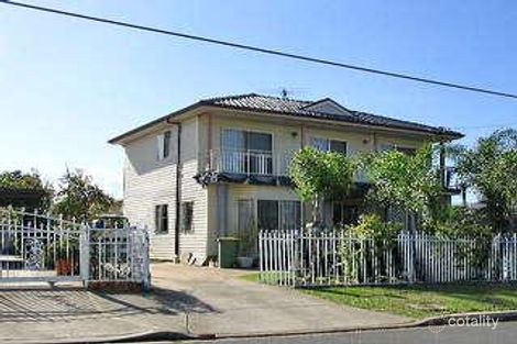 25 Lawrence St, Fairfield, NSW 2165