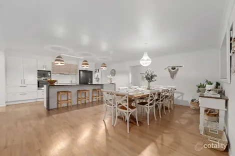 Property photo of 13 Edwin Drive Landsborough QLD 4550