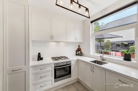 Property photo of 1/53 Aintree Road Glen Iris VIC 3146