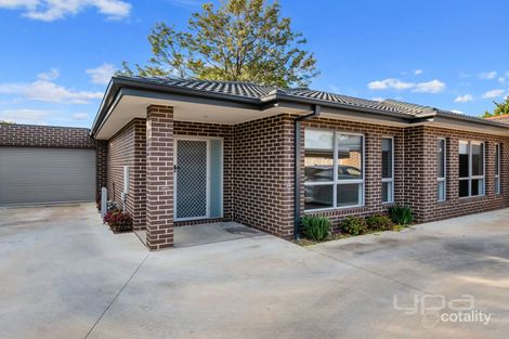 2/100 Westmelton Dr, Melton West, VIC 3337