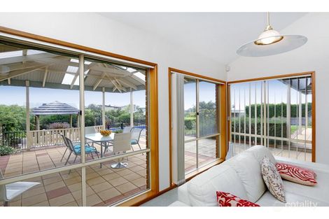 Property photo of 10 Esher Rise Mount Martha VIC 3934
