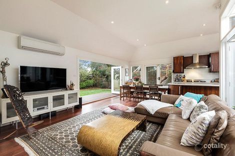 Property photo of 16 Service Street Hampton VIC 3188