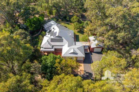 22 Roberts Rd, Leschenault, WA 6233