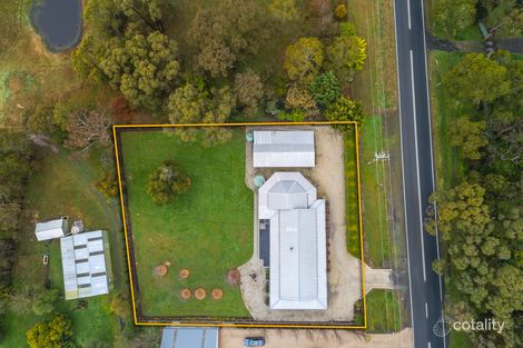 Property photo of 27 Ashbourne Road Woodend VIC 3442