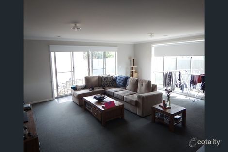 Property photo of 8 Pozieres Place Sebastopol VIC 3356