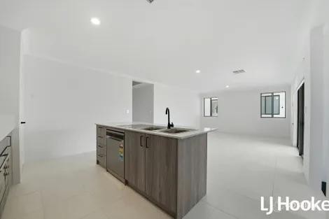 8 Trestles Way, Eglinton, WA 6034