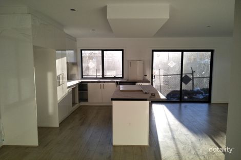 Property photo of 7 Selkirk Way Mickleham VIC 3064