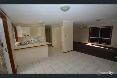 Property photo of 53 Nicklin Way Buddina QLD 4575