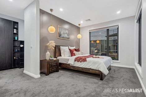 Property photo of 18 Catees Street Clyde North VIC 3978