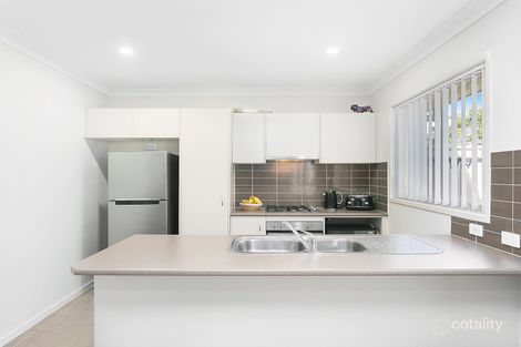 Property photo of 39 Nigella Circuit Hamlyn Terrace NSW 2259
