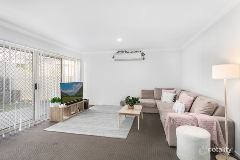 Property photo of 39 Nigella Circuit Hamlyn Terrace NSW 2259