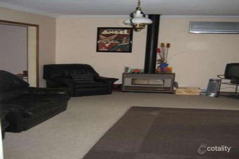 Property photo of 2 Boonooloo Road Kalamunda WA 6076