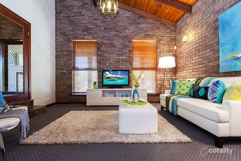 Property photo of 15 Kestrel Way Yangebup WA 6164
