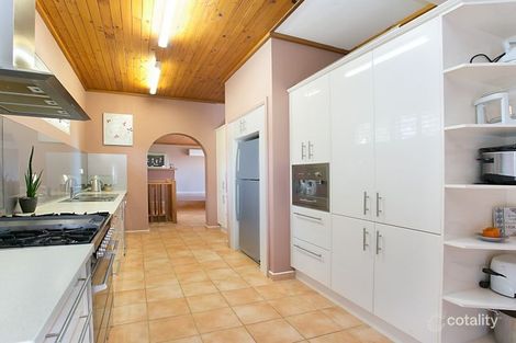Property photo of 10 Barralong Street Belmont North NSW 2280