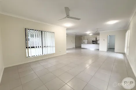 Property photo of 35 Hollanders Crescent Kelso QLD 4815