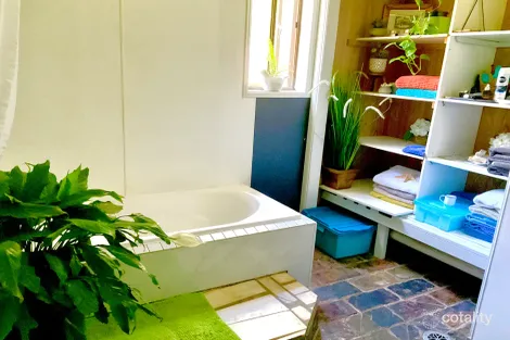 Property photo of 21 Eucalyptus Road Millstream QLD 4888