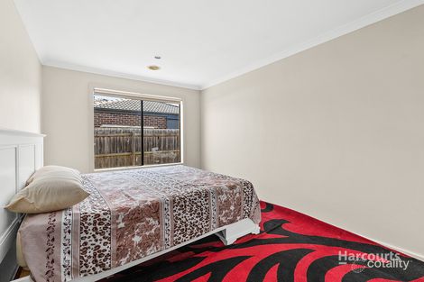 Property photo of 50 Melissa Way Pakenham VIC 3810