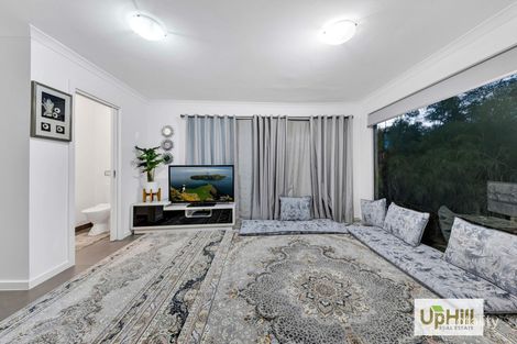 Property photo of 13 Rocket Lane Cranbourne North VIC 3977