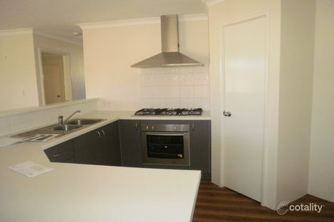Property photo of 7A Fortesse Place Australind WA 6233