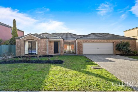 28 St Chester Ave, Lake Gardens, VIC 3355