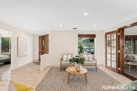 Property photo of 19 Grevillea Road Aberfoyle Park SA 5159