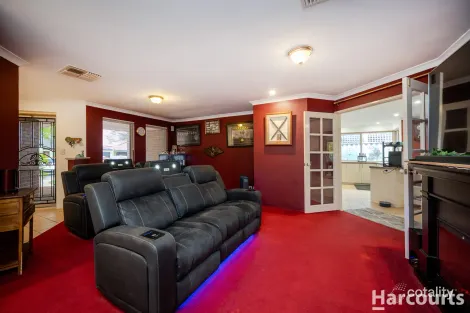Property photo of 10 Kippilaw Loop Carramar WA 6031