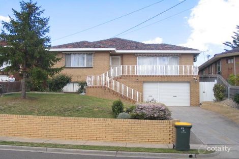 25 Strathnaver Ave, Strathmore, VIC 3041