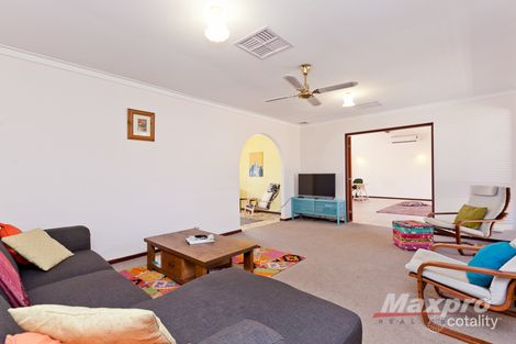 Property photo of 6 Wisteria Way Ferndale WA 6148