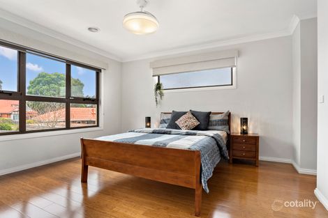 Property photo of 2/72 Winmalee Drive Glen Waverley VIC 3150