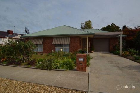 Property photo of 1 Bradbury Drive Wangaratta VIC 3677