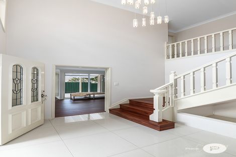 Property photo of 10 Maywood Crescent Calamvale QLD 4116