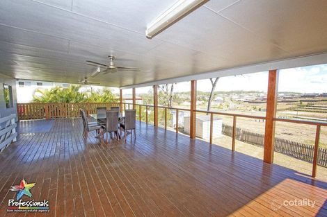 49 Wattle St, New Auckland, QLD 4680