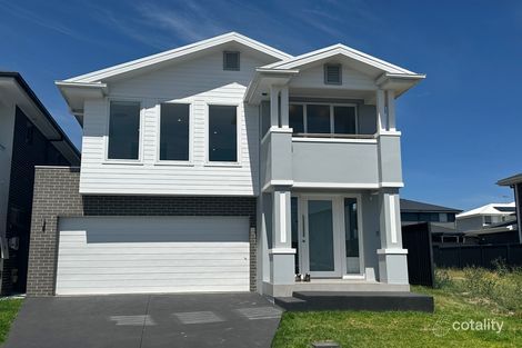 8 Pecan Cres, Grantham Farm, NSW 2765