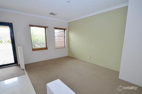 Property photo of 17 Kulin Pass Canning Vale WA 6155