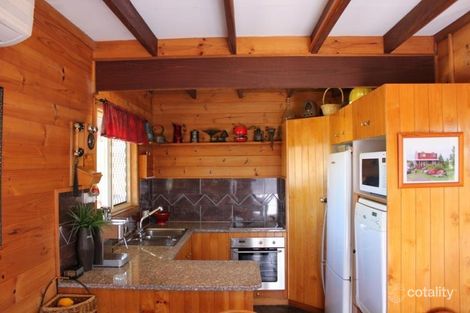 Property photo of 24 Hein Court Regency Downs QLD 4341