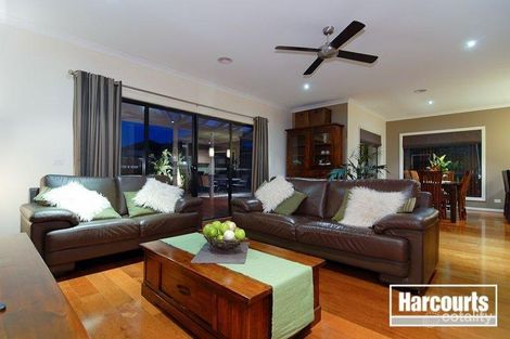 Property photo of 4 Middlesex Court Cranbourne North VIC 3977