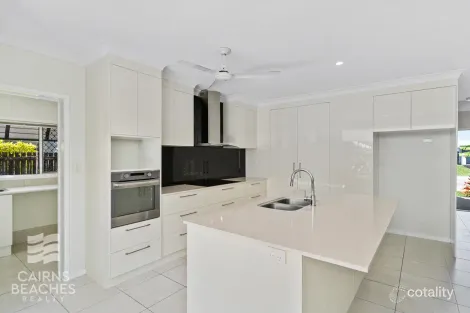 Property photo of 5 Capri Close Kewarra Beach QLD 4879