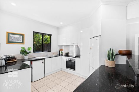 Property photo of 20/5-7 Arlington Esplanade Clifton Beach QLD 4879