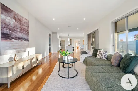 Property photo of 8 Adventure Street Harrison ACT 2914