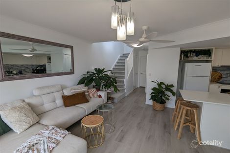 Property photo of 37/2607-2609 Gold Coast Highway Mermaid Beach QLD 4218