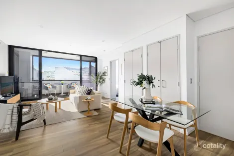 Property photo of 215/15 Howard Avenue Dee Why NSW 2099